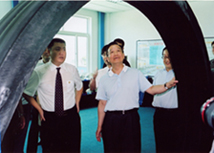 國(guó)務(wù)院總理溫家寶視察金德工業(yè)園